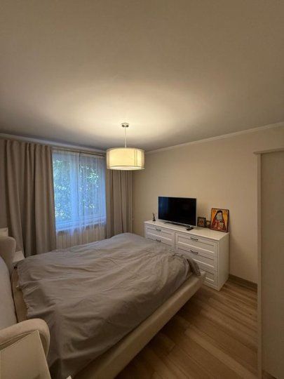Vand Apartament de 3 Camere Zona Rahova — fotografia 4