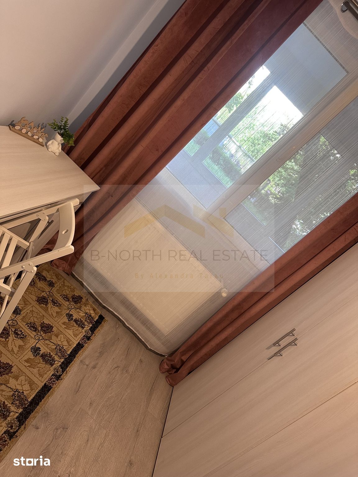 Apartament 4 camere de închiriat | Titan — fotografia 3