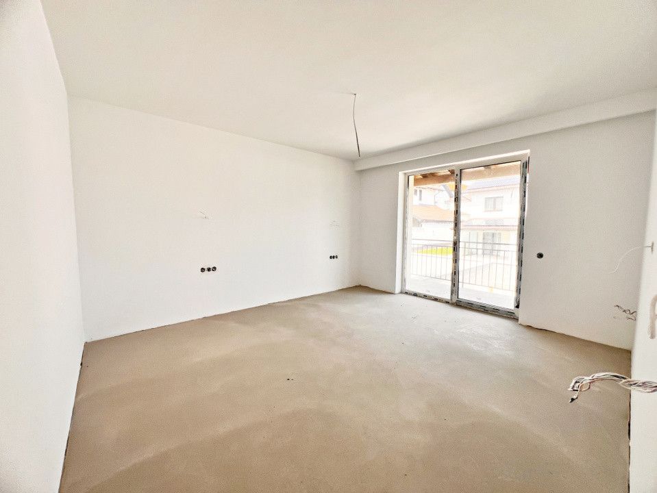 Casa 4 camere de inchiriat zona Mall Selimbar Sibiu teren 261mp — fotografia 3