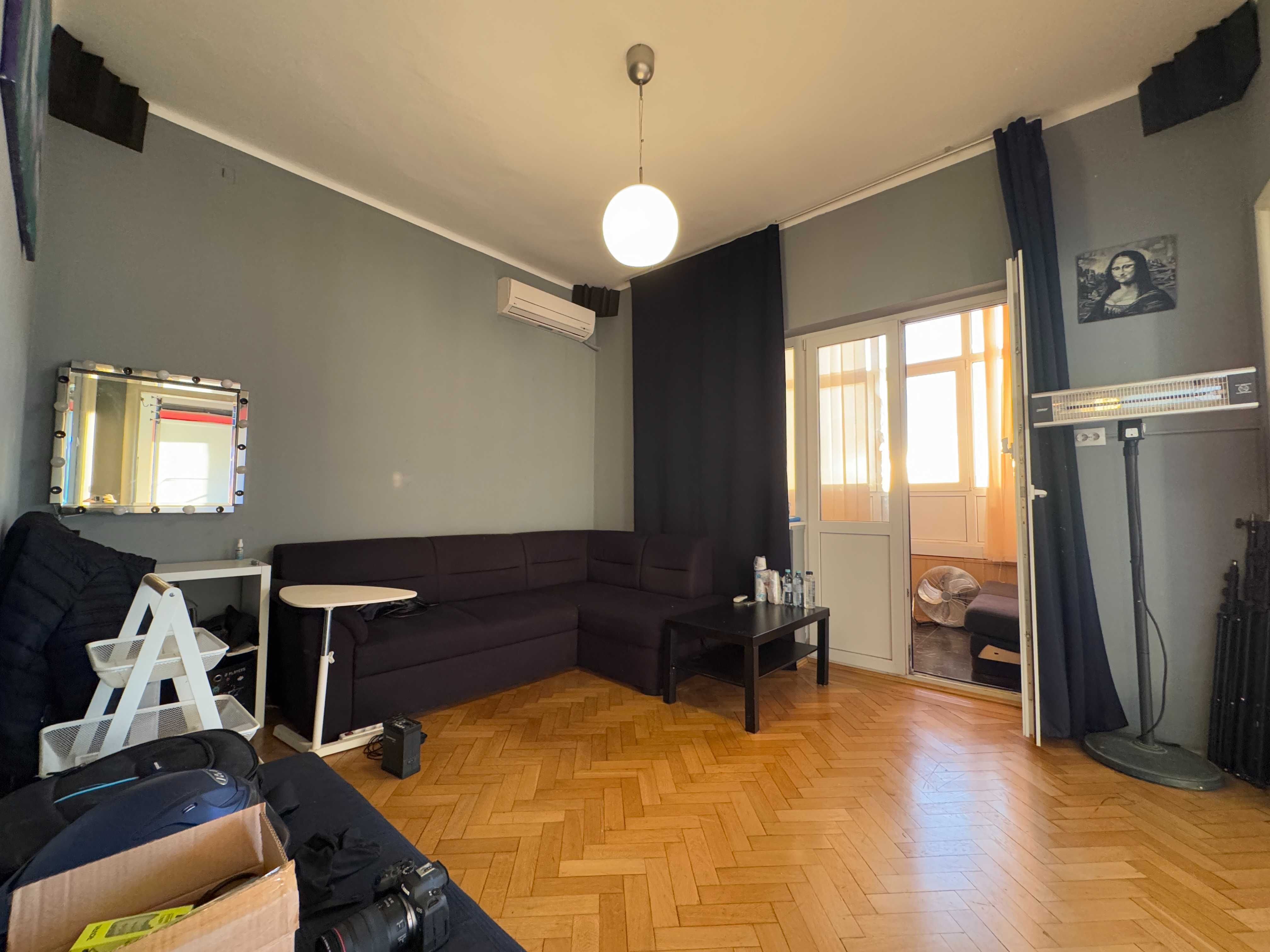 Apartament cu 2 camere, P-ta Amzei, bloc consolidat, direct proprietar — fotografia 3