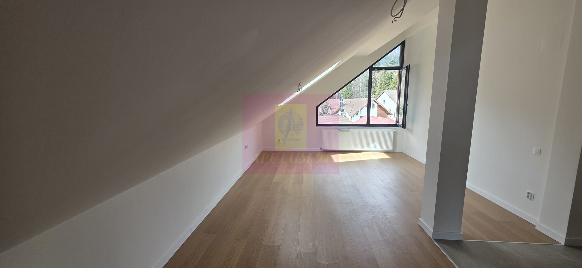 Apartament cu 2 camere de vanzare in Busteni — fotografia 5