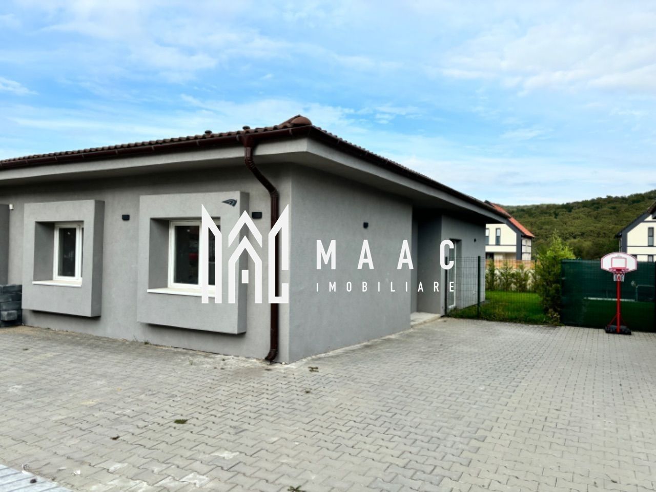 Casă tip duplex | Teren 235 mp | Curte liberă 150 mp | Tălmaciu — fotografia 2