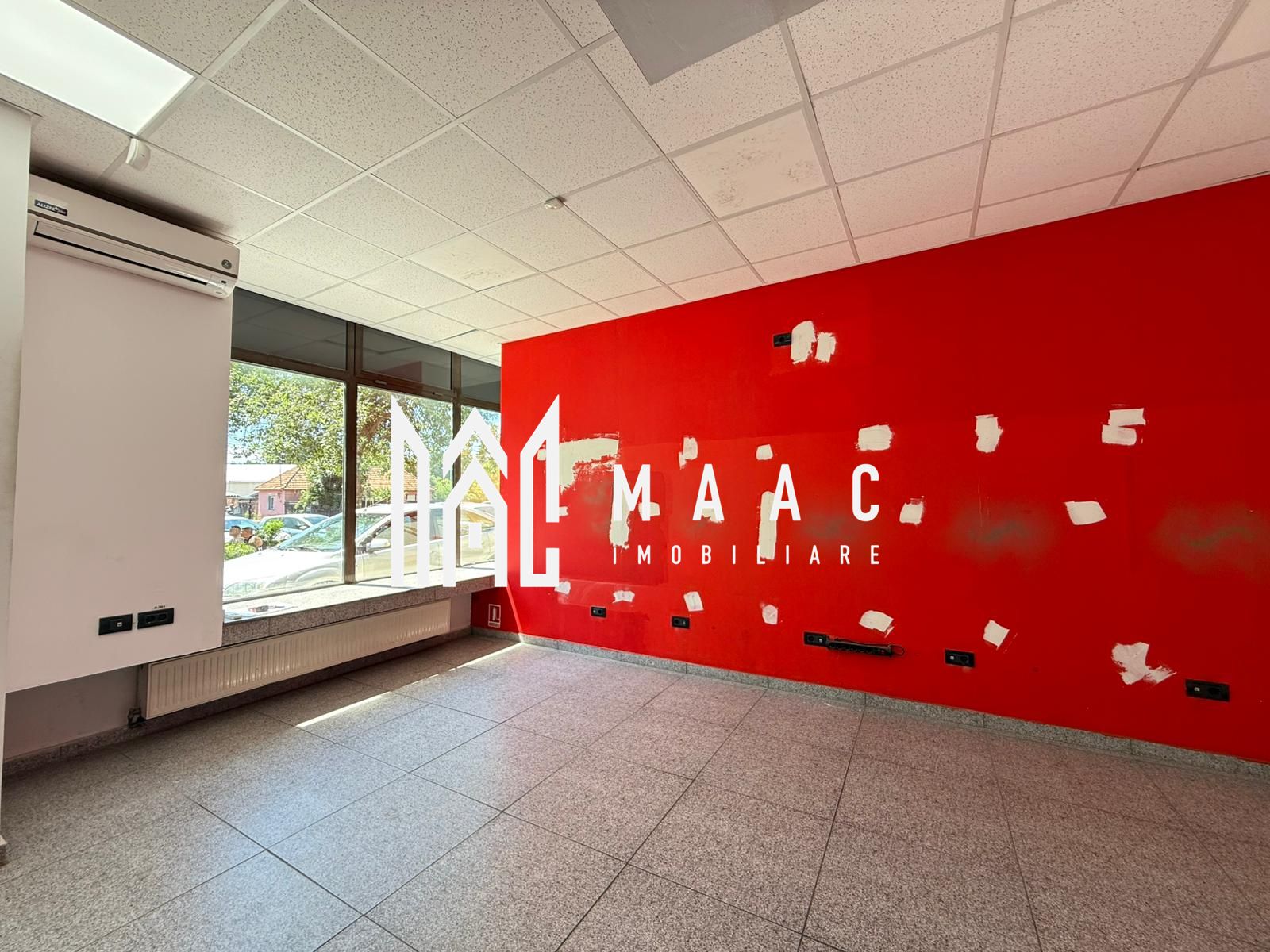 Spatiu comercial la strada | 50MP | Parcare | VAD | Vitrina — fotografia 3