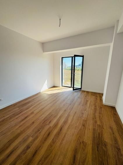 De Vanzare Apartament 3 Camere Zona Aviatiei — fotografia 7
