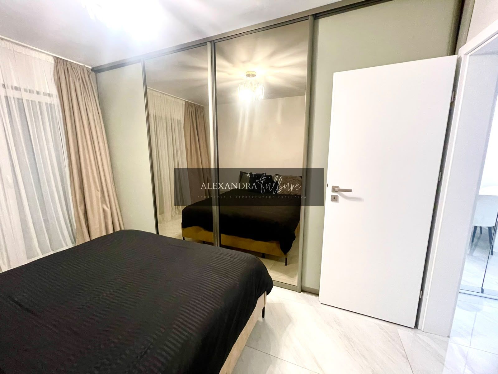 Apartament 2 camere decomandate, etaj intermediar, terasa, parcare — fotografia 7