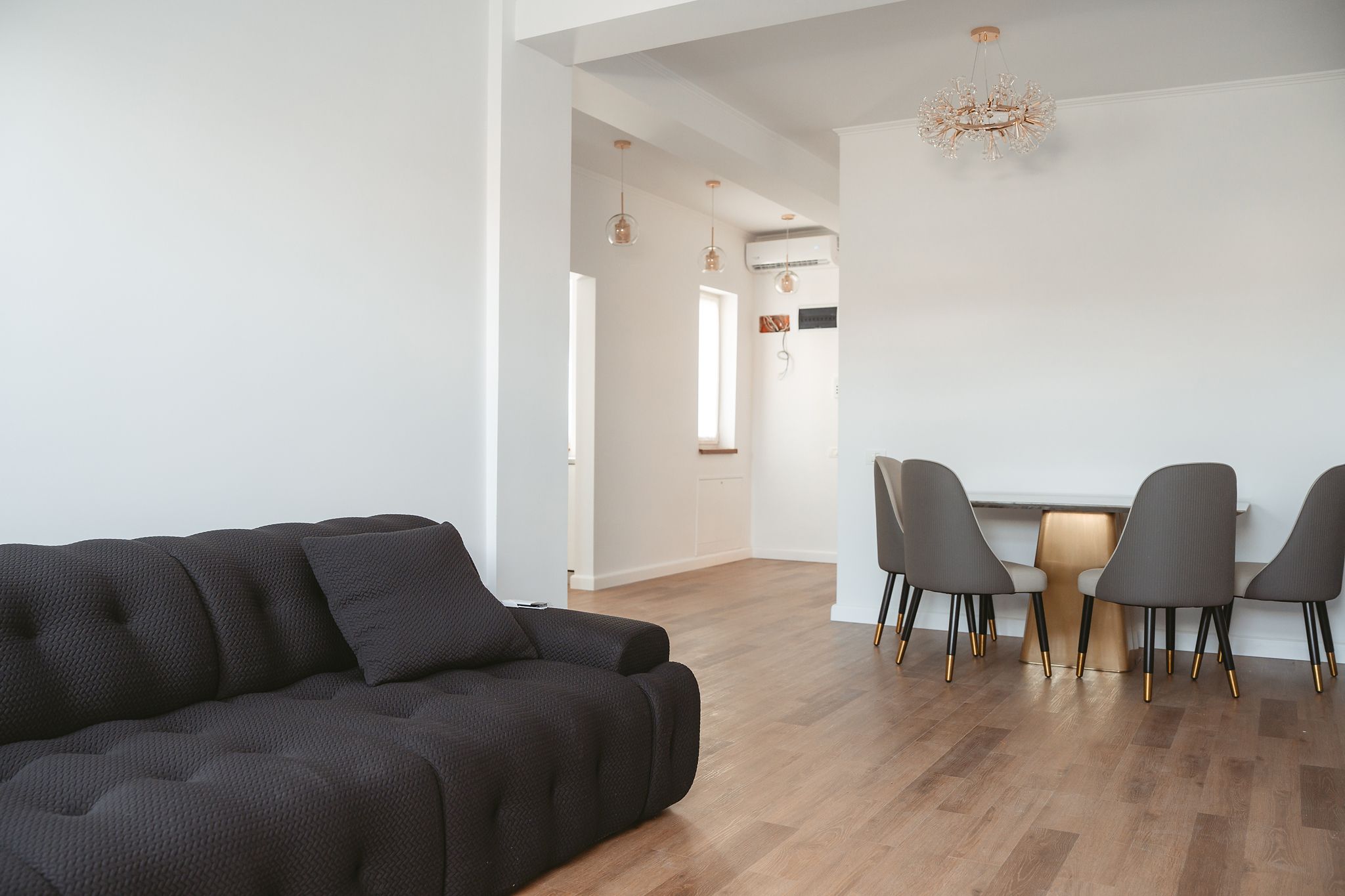 APARTAMENT 2 CAMERE | ULTRACENTRAL ORADEA | CLĂDIRE NOUĂ | PARCARE — fotografia 3