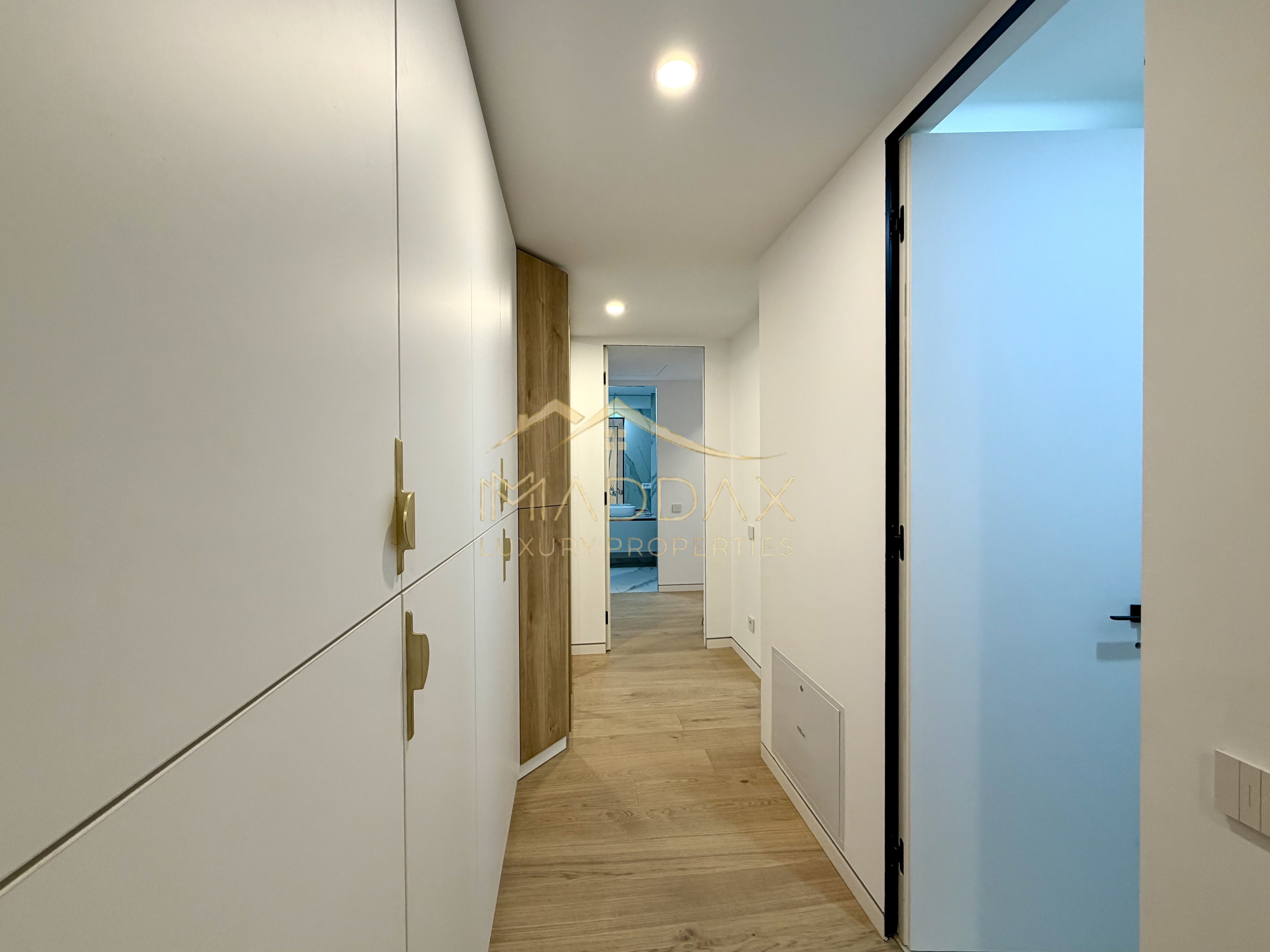 Apartament cu 4 camere *183mp* - Prima Inchiriere // Stejarii - Baneasa — fotografia 12
