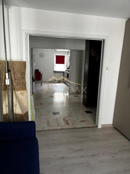 Apartament 4 Camere Decomandat, 100 mp |  Loc Parcare | Sebastian — fotografia 4