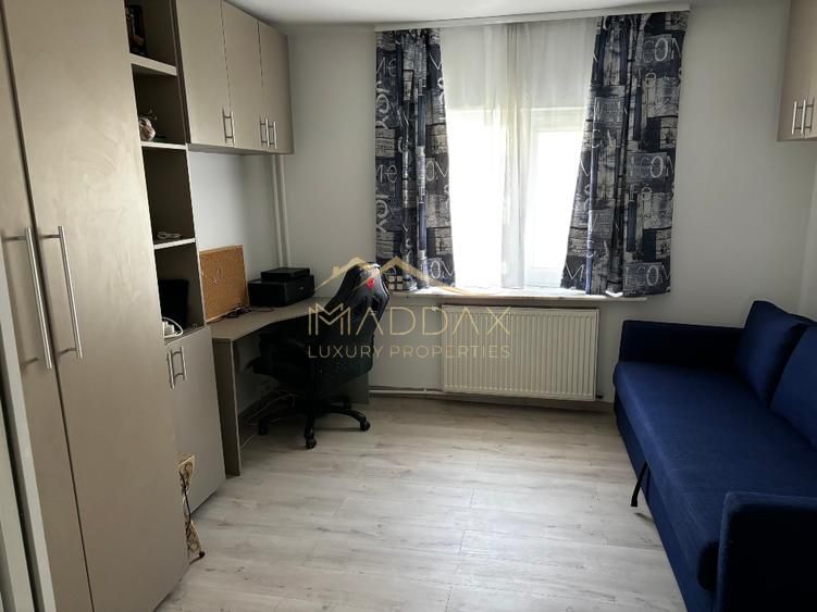 Apartament 4 Camere Decomandat, 100 mp |  Loc Parcare | Sebastian — fotografia 5