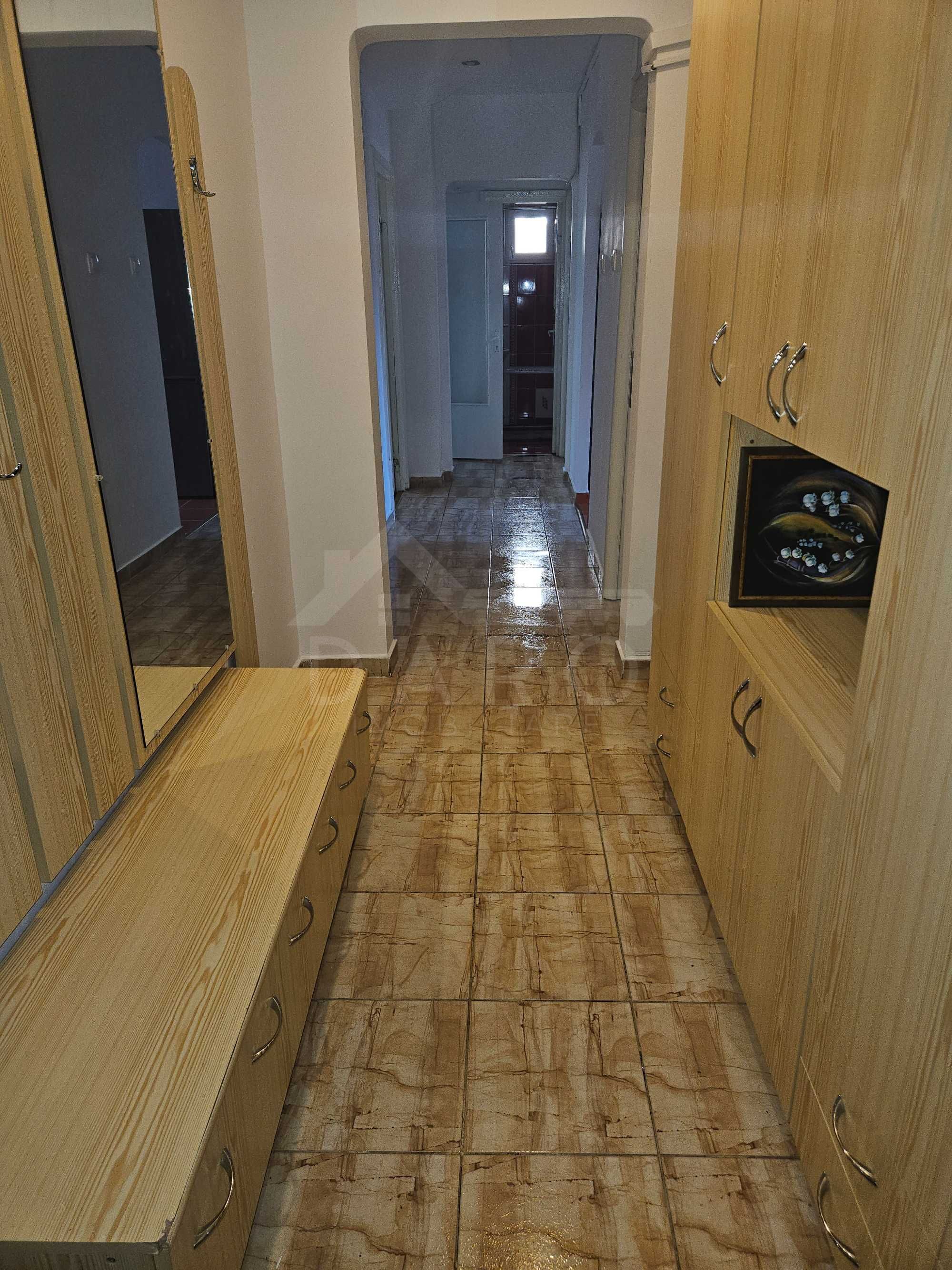 Imobiliare inchiriere apartament 3 camere — fotografia 4
