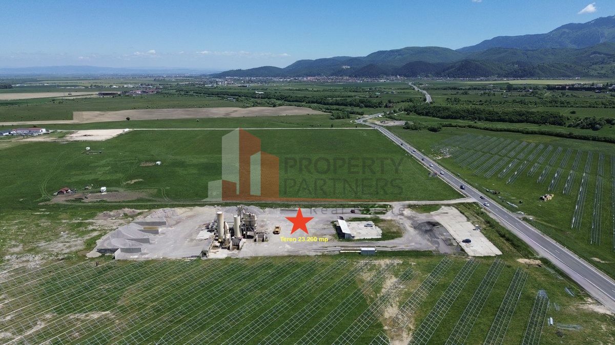 Teren pentru dezvoltare industrială/comercială 23.200 mp Râșnov DN73 — fotografia 2