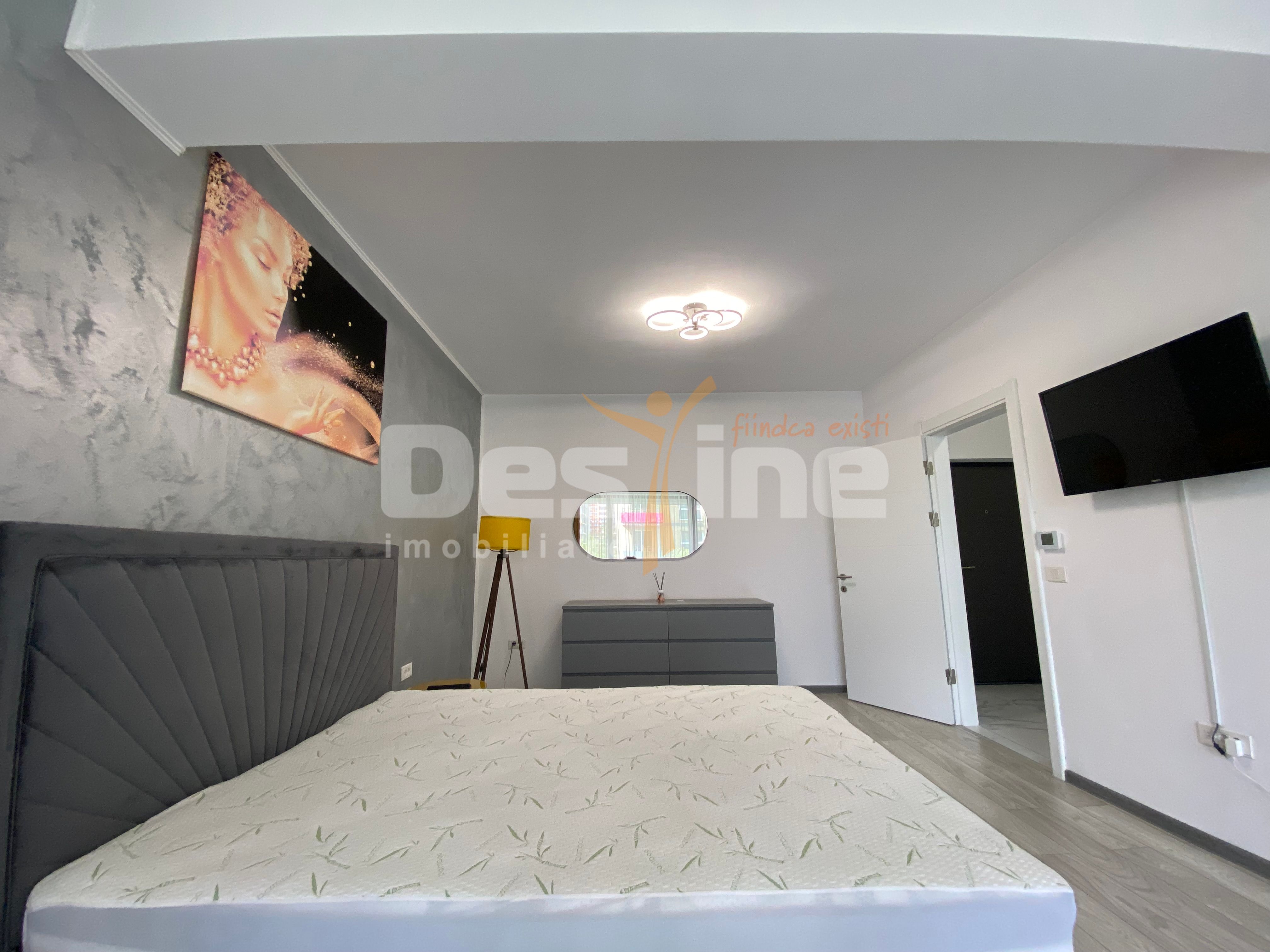 Garsoniera lux cu balcon si loc de parcare inclus,  cu bariera, Coresi — fotografia 5