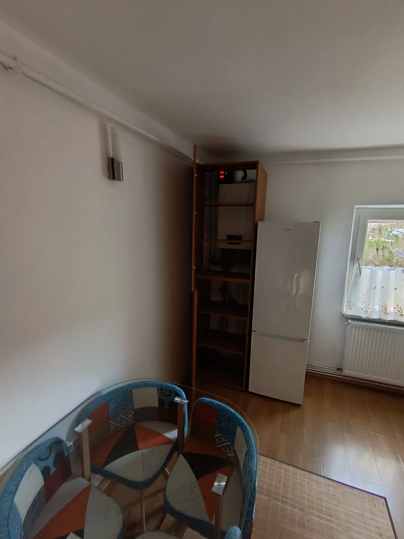 Apartament cu 2 camere, 55 mp, centrală proprie și aer condiționat — fotografia 6
