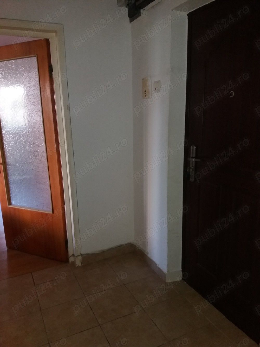 Inchiriez ap 2 camere,Berceni,3 min Metrou,Sun plaza,Rtb scara,Kaufland 1 minut. — fotografia 5