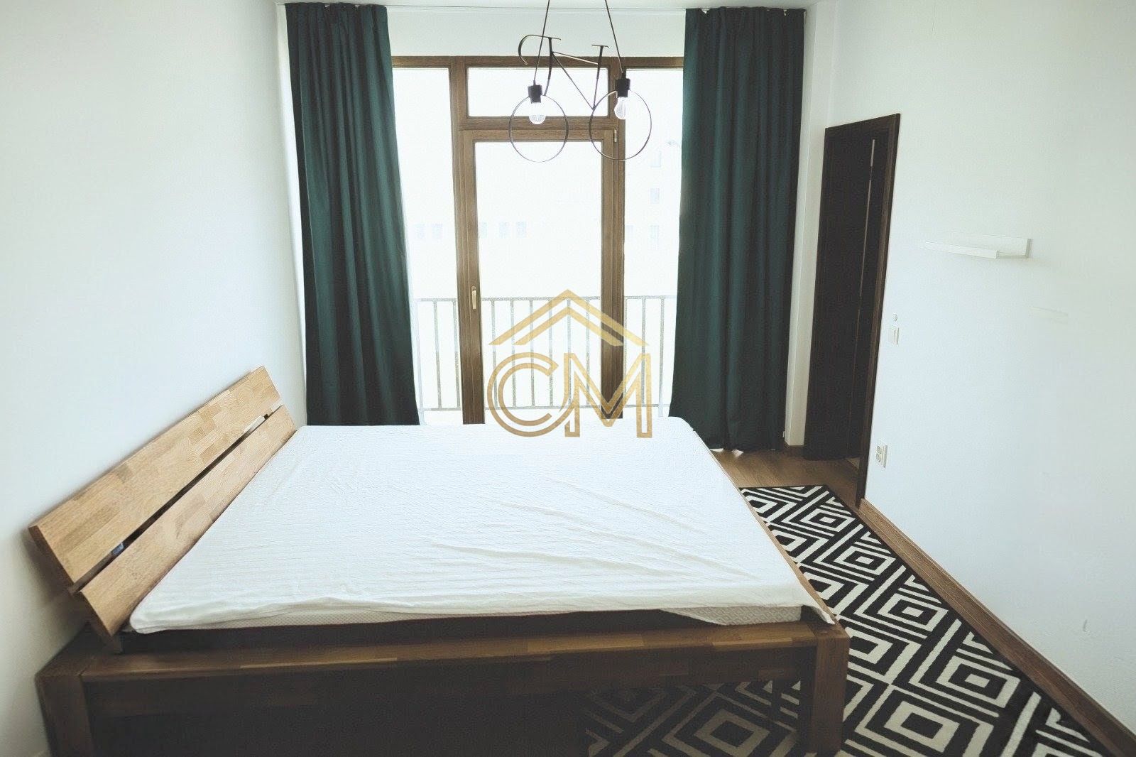 Casa 8 Camere- 3 Bai-316 MPU- Teren 581MP-Selimbar — fotografia 12