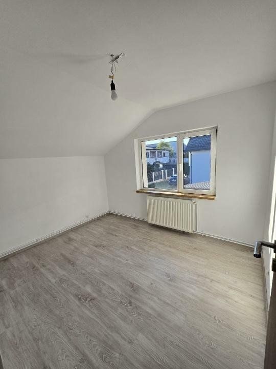 Casa individuala sector 5, strada dantelei, 500 m2 curte — fotografia 6