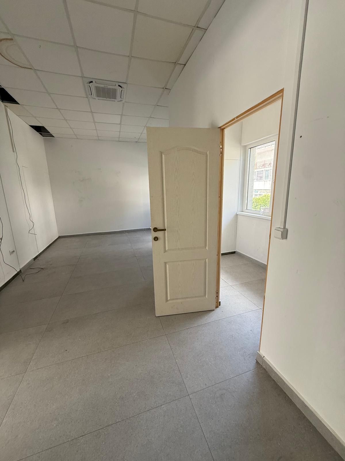 Spatiu comercial de inchiriat, 90 mp, alimentatie publica, Eroilor. — fotografia 5