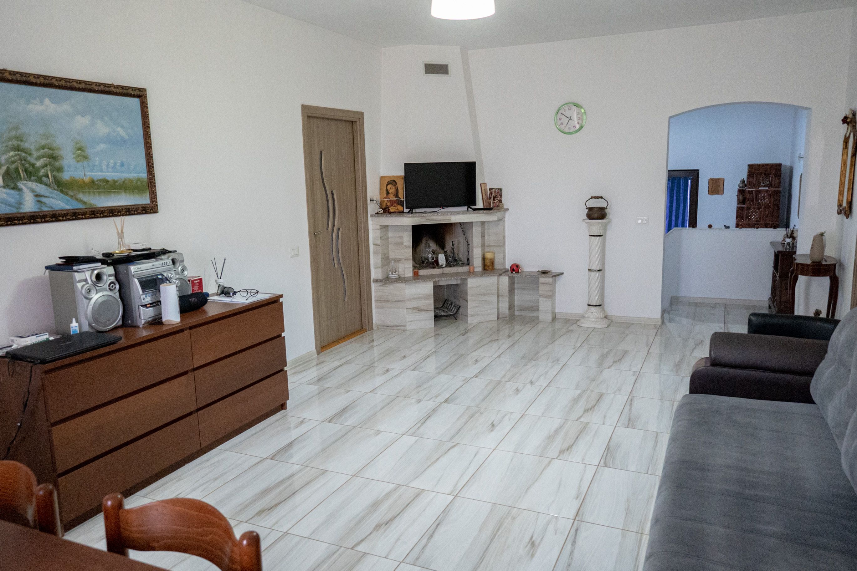 Casă de vânzare Furceni – 7 camere, teren 8.000 m — fotografia 7