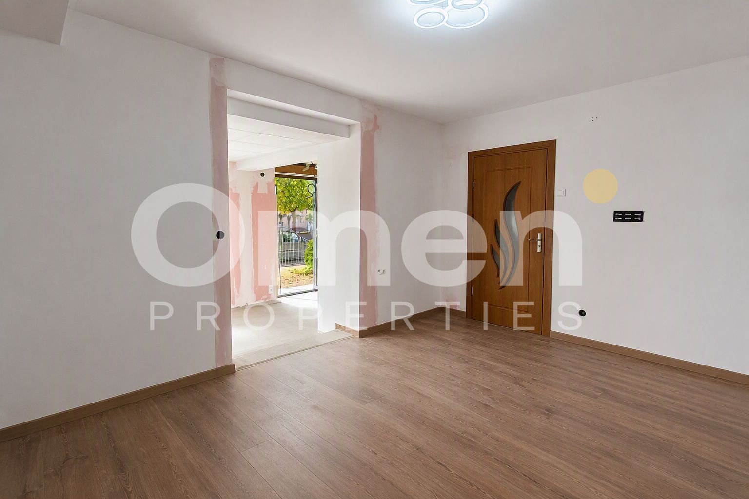Spațiu comercial de închiriat | 50 mp | Central — fotografia 3