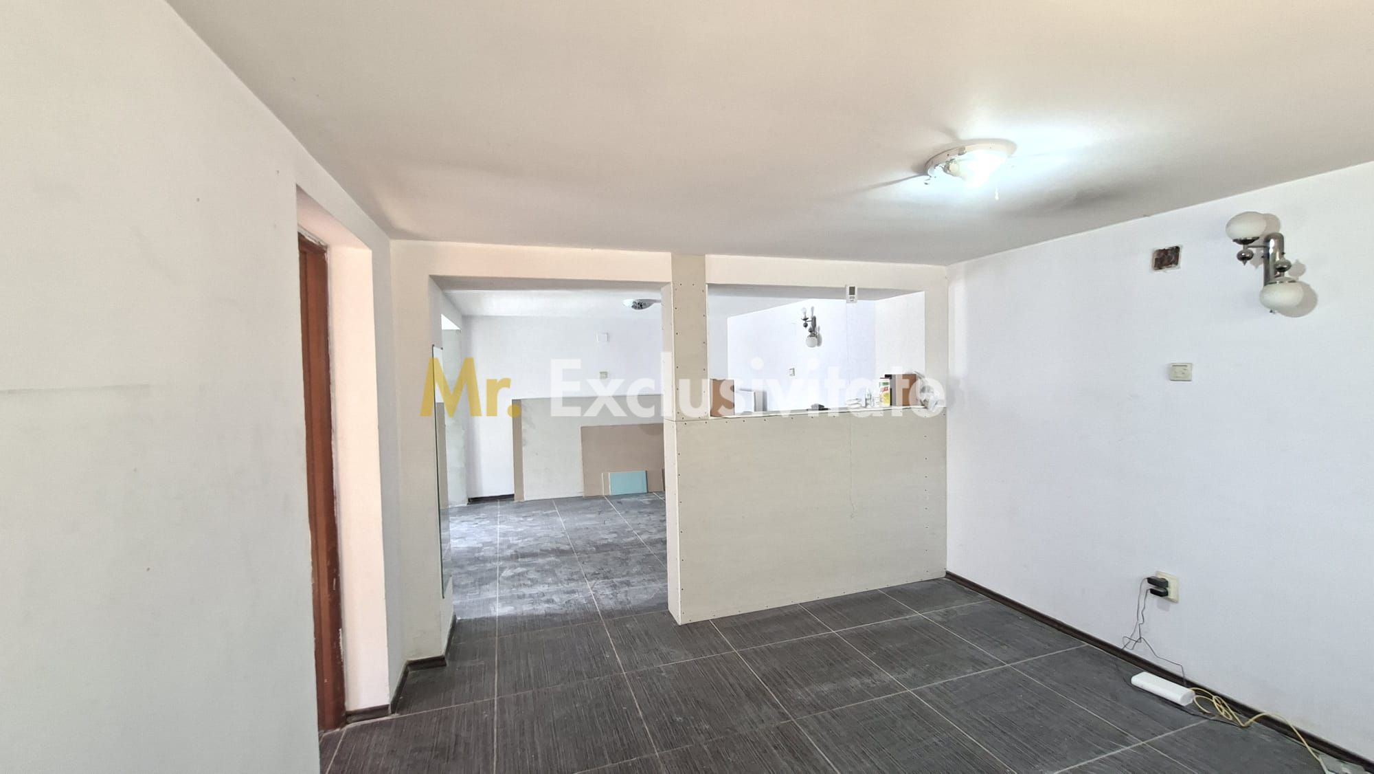 Vanzare Casa P+1E Bananai-Prundu teren 1363 mp — fotografia 5