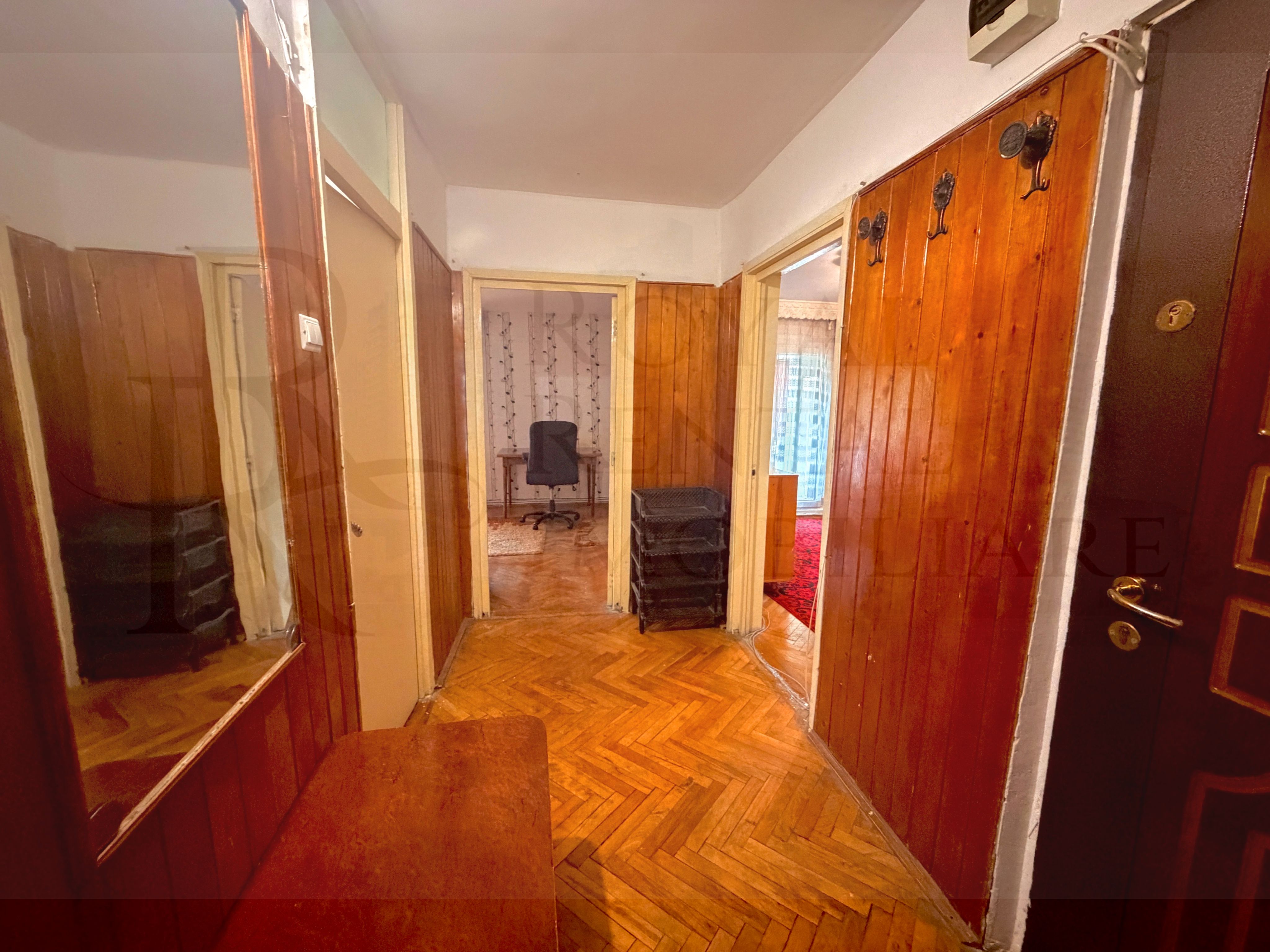 Apartament 4 camere în Ghergheni | Parcare proprie | Ideal studenți — fotografia 12