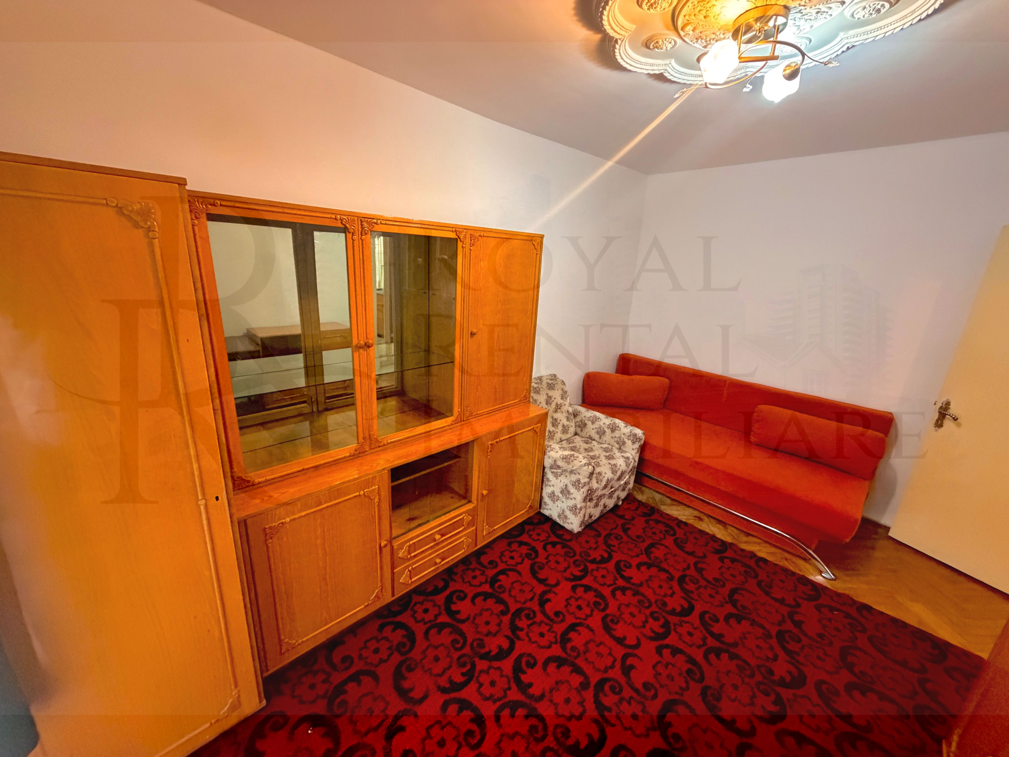 Apartament 4 camere în Ghergheni | Parcare proprie | Ideal studenți — fotografia 5