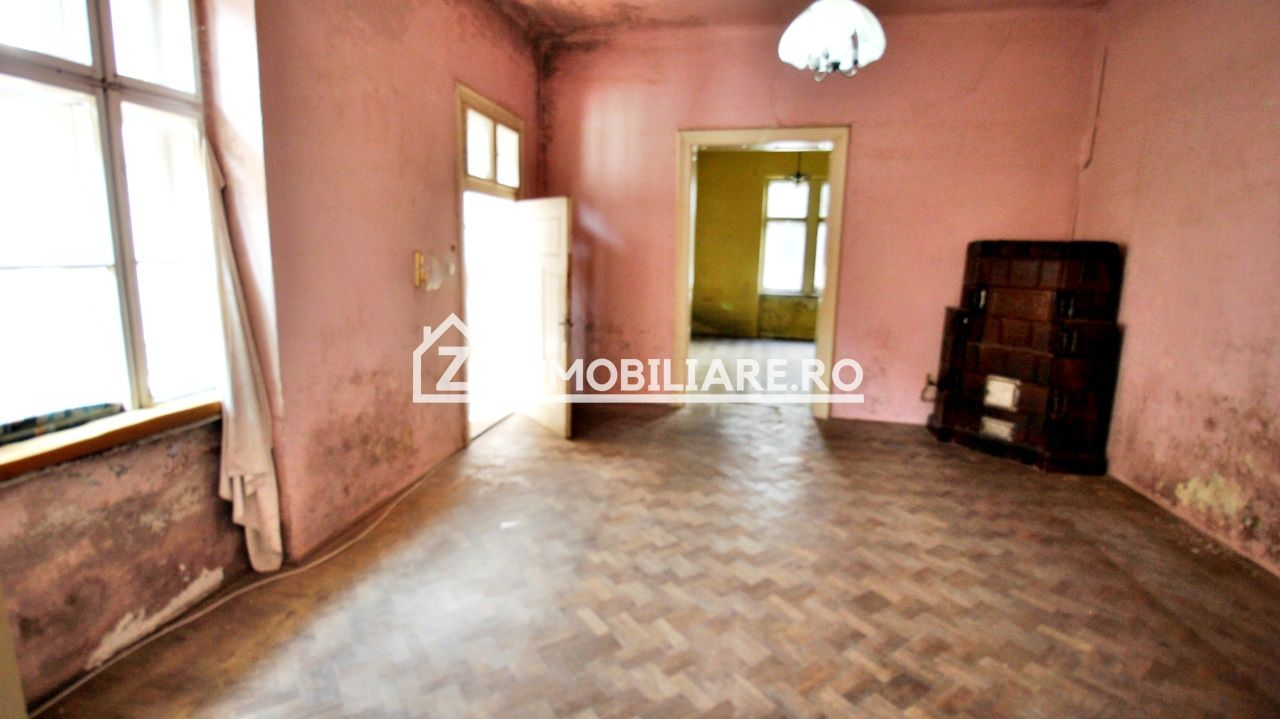 Casa 3 camere, 113 mp, 170 mp teren, zona Cetate — fotografia 3