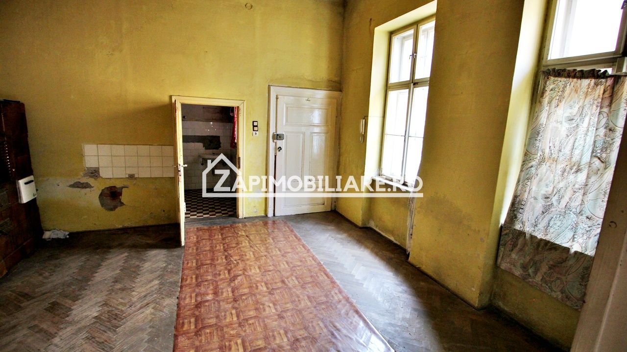 Casa 3 camere, 113 mp, 170 mp teren, zona Cetate — fotografia 4