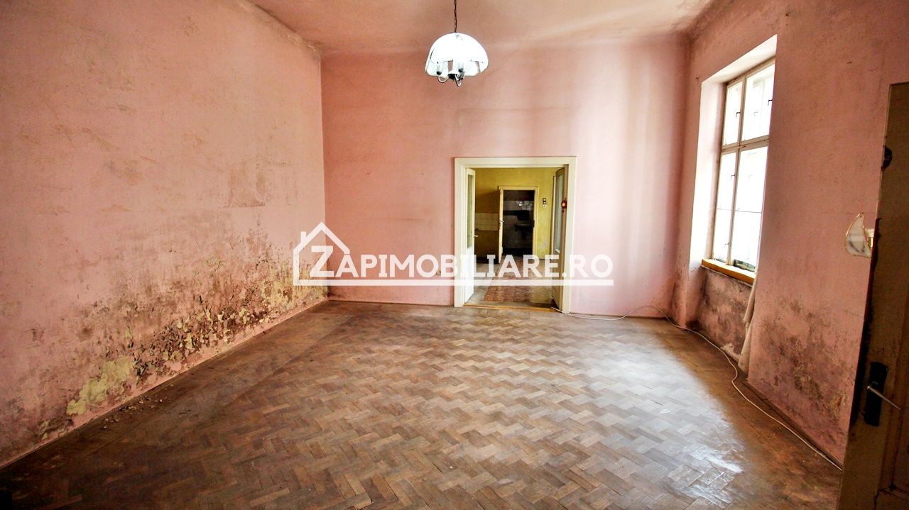 Casa 3 camere, 113 mp, 170 mp teren, zona Cetate — fotografia 6