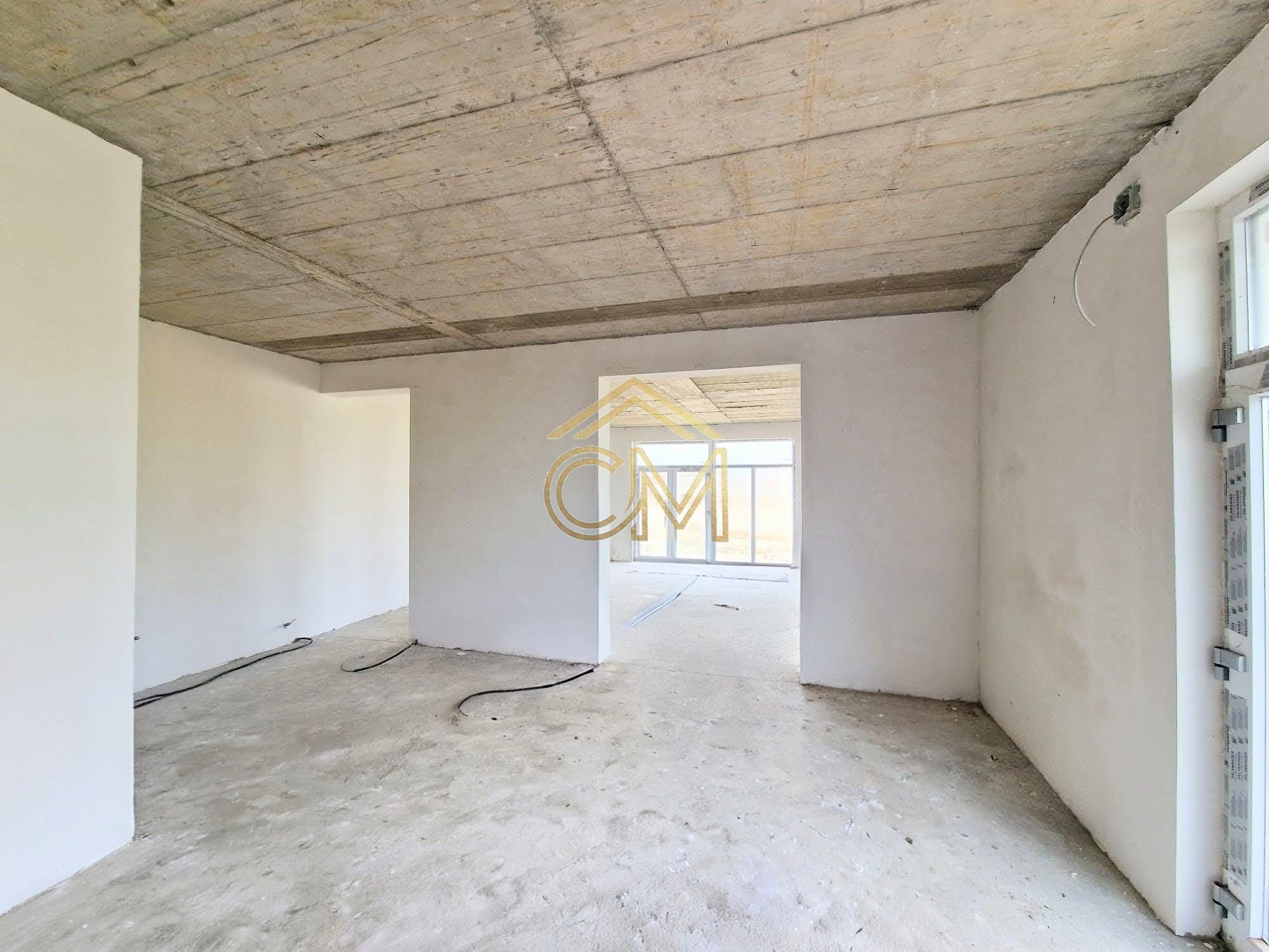 Spatiu Comercial - 95 MP Construiti-Parter-Selimbar — fotografia 3
