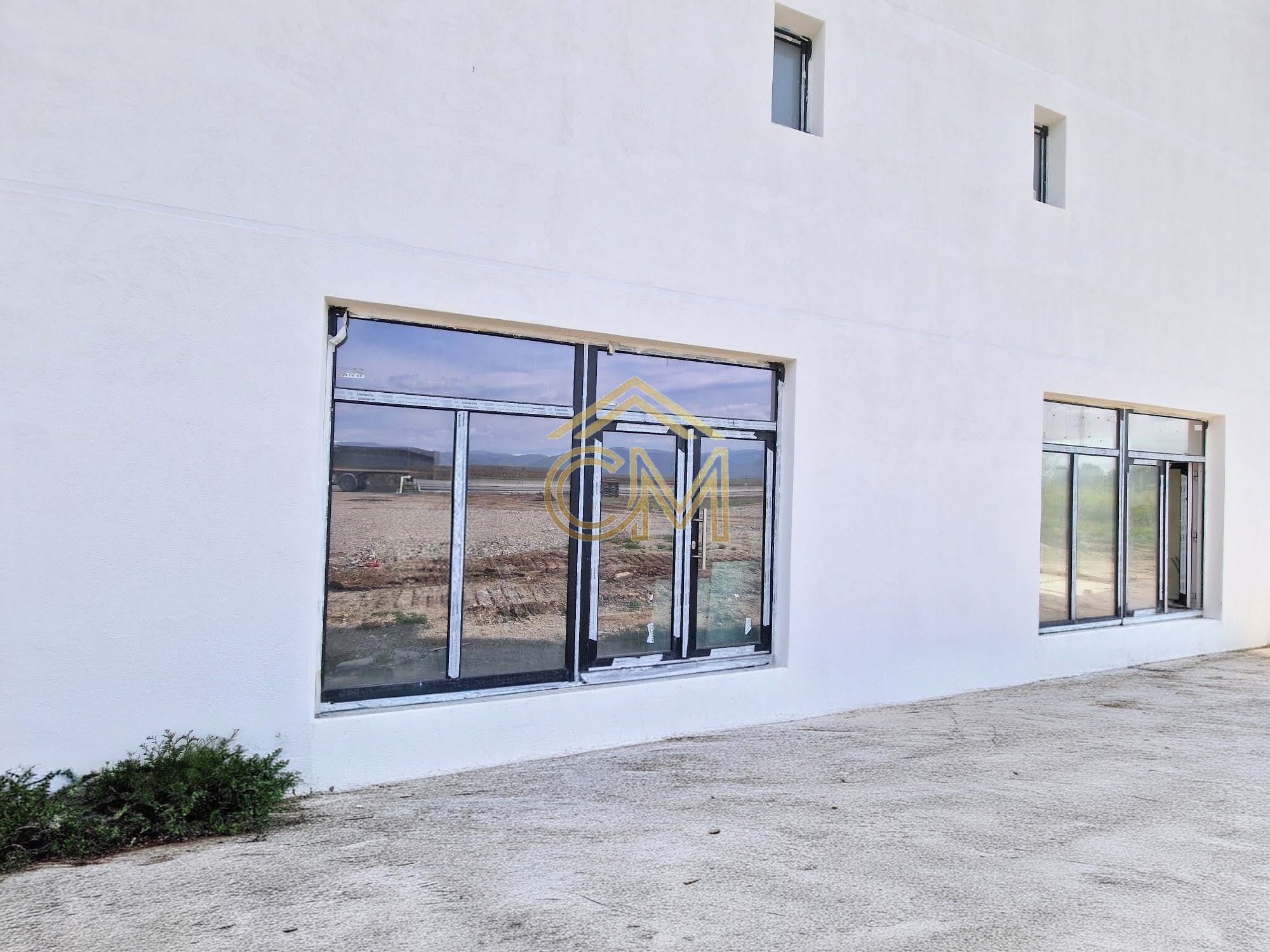 Spatiu Comercial - 95 MP Construiti-Parter-Selimbar — fotografia 4