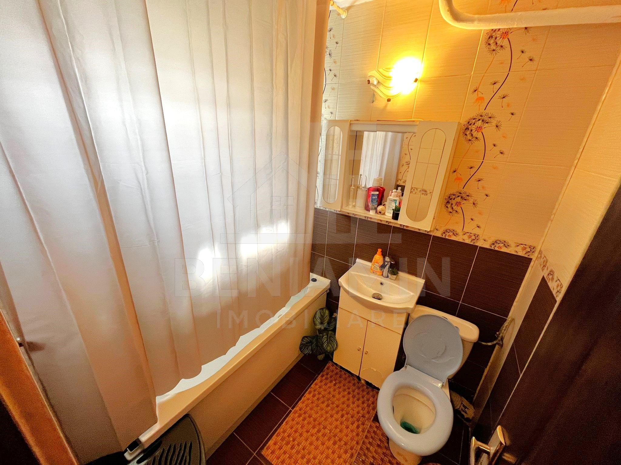 Apartament-2 Camere-Parter Inalt-60mp-2 Balcoane-Piata Valea Rosie — fotografia 5