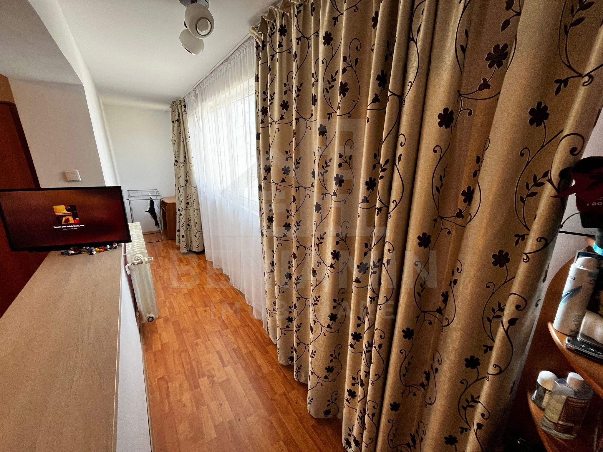 Apartament-2 Camere-Parter Inalt-60mp-2 Balcoane-Piata Valea Rosie — fotografia 6