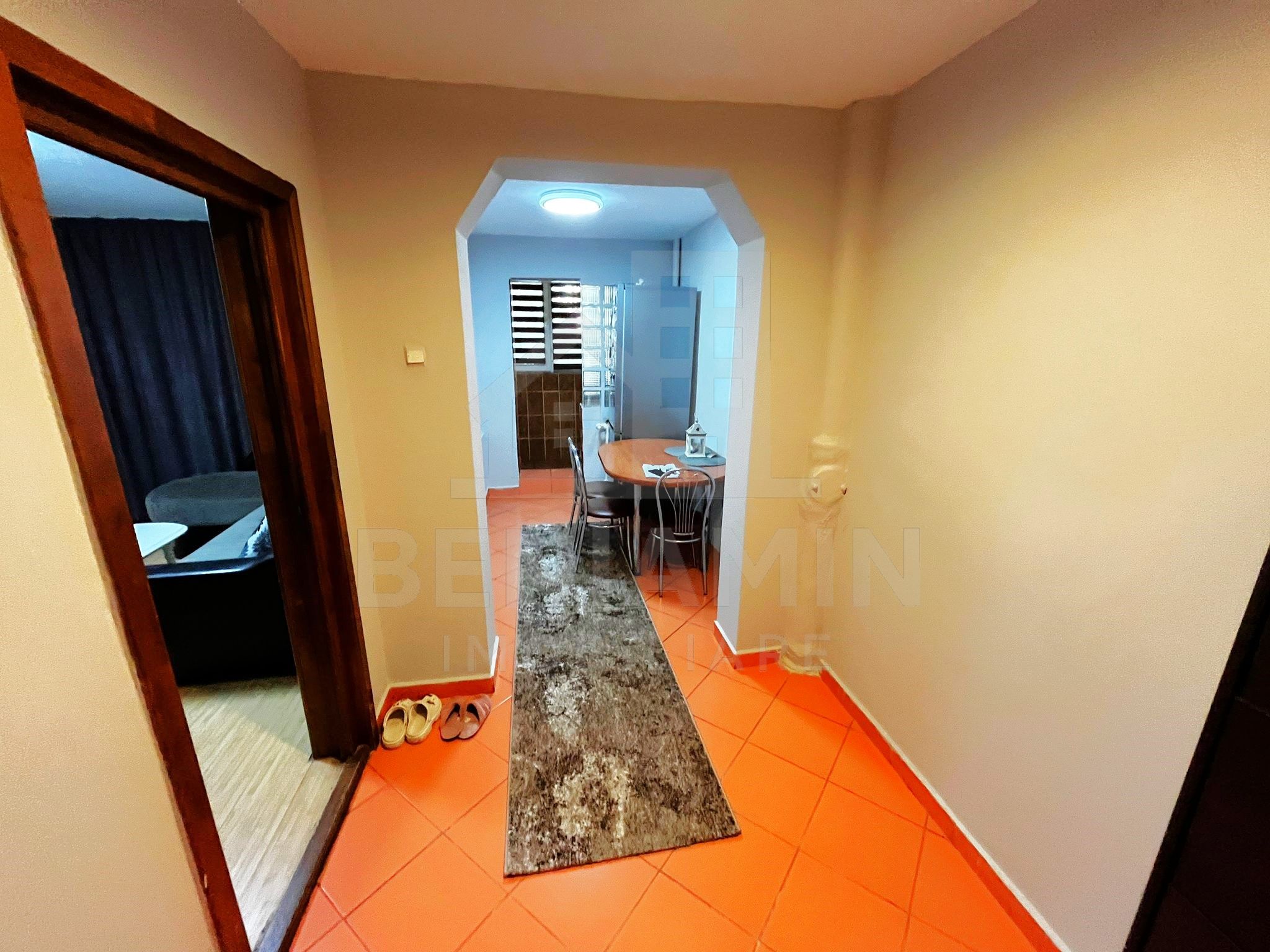 Apartament-2 Camere-Parter Inalt-60mp-2 Balcoane-Piata Valea Rosie — fotografia 7