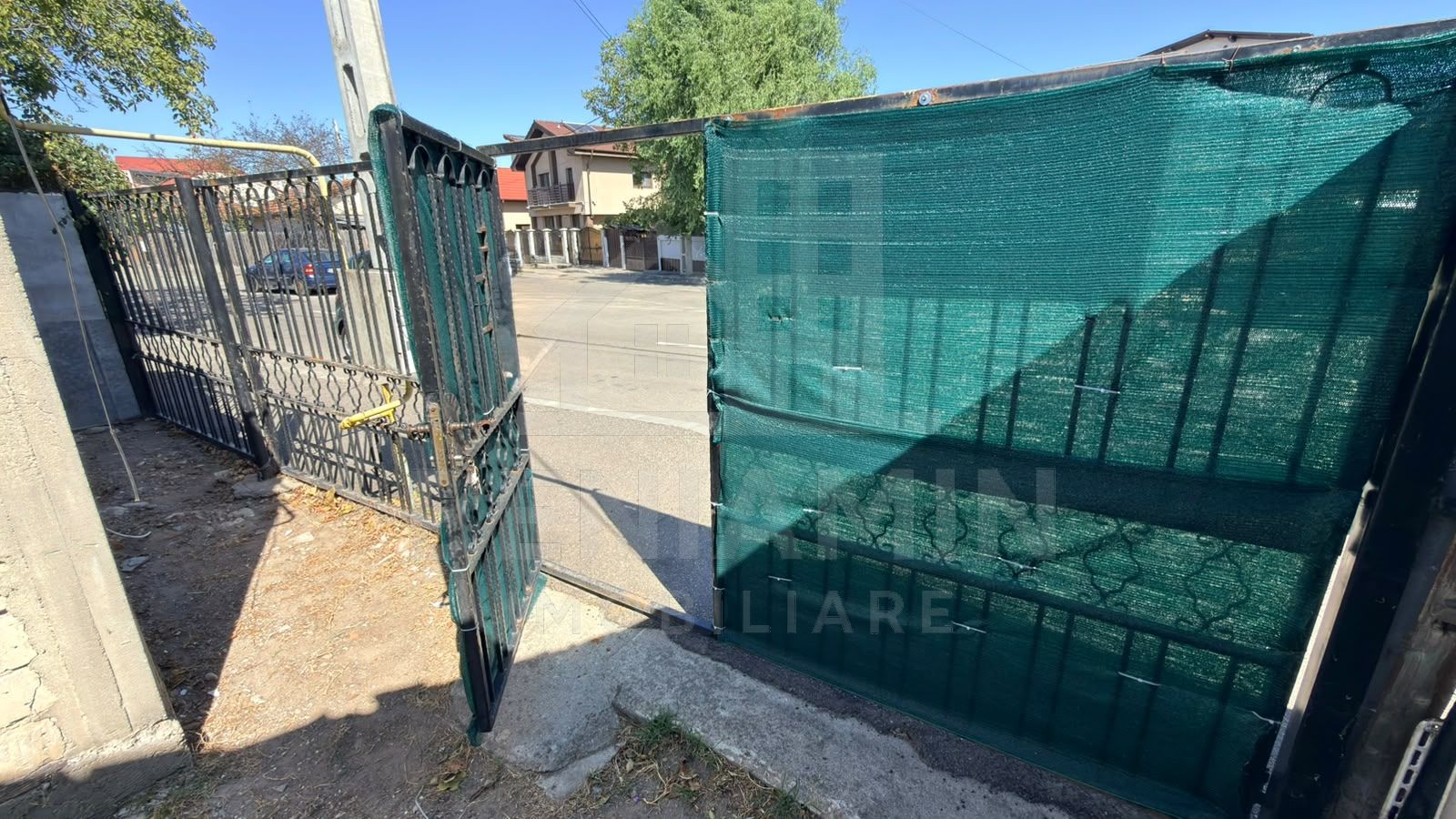 Teren Intravilan-277mp-Toate Utilitatile-Zona Spitalul Numarul 1 — fotografia 4