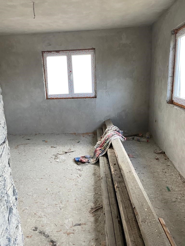 Casa 5 camere, Zona Ilisesti