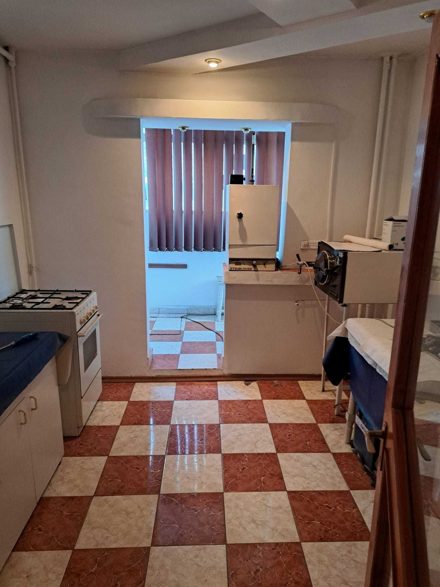 Apartament 2 camere zona Auchan TItan - 1 decembrie 1918