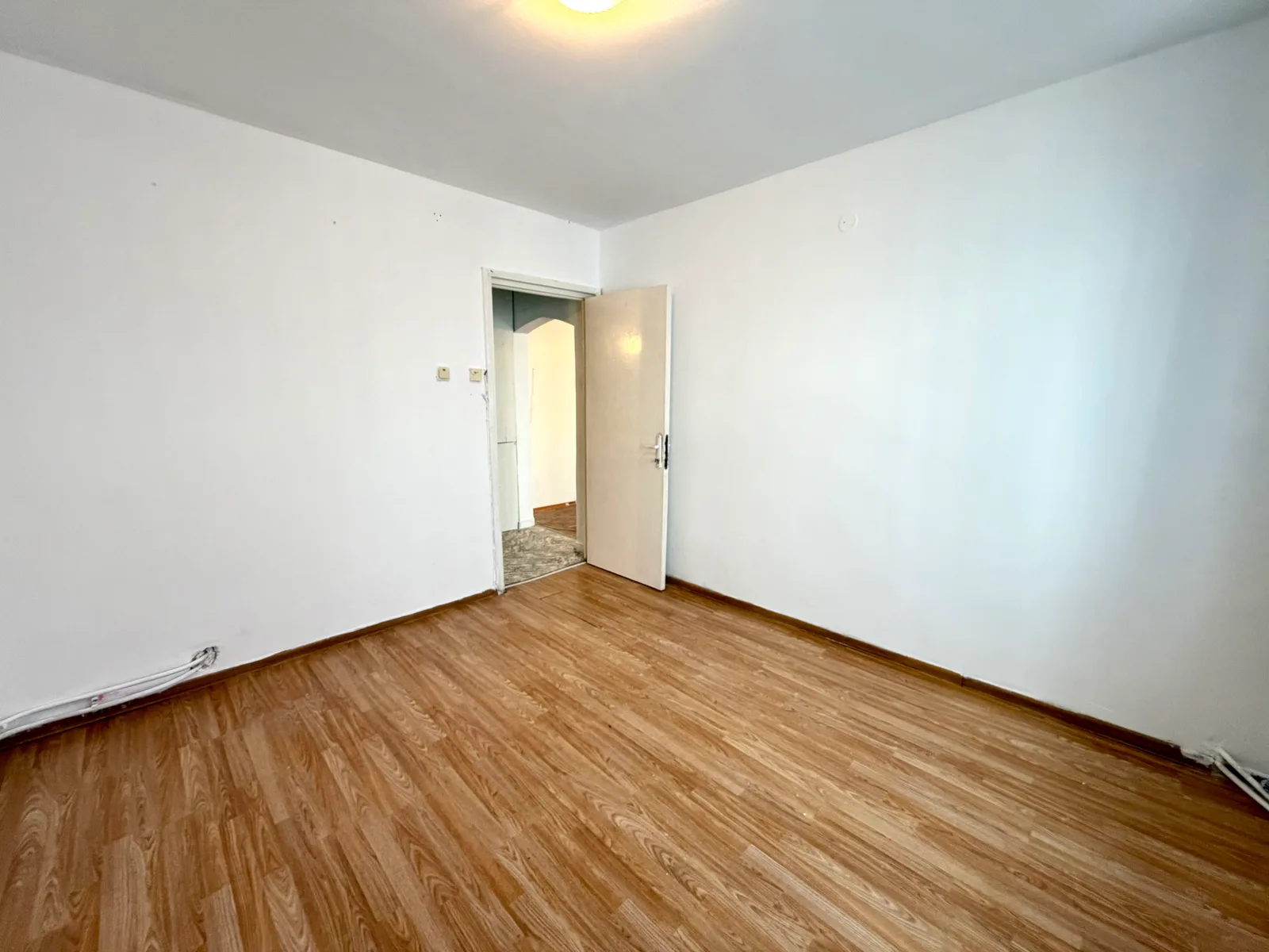 3 camere, et 3, 57 mp Miron Costin — fotografia 3