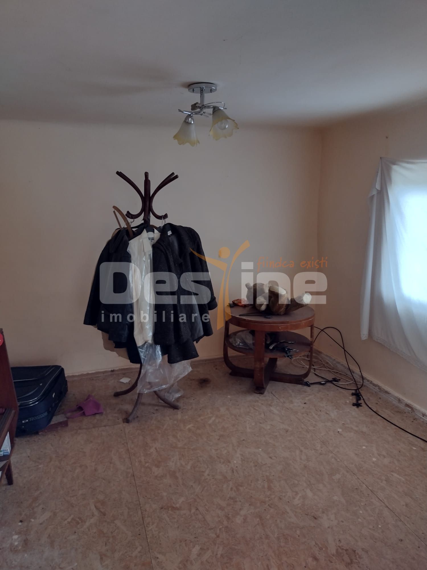 Casa Gageni zona linistita 480 mp teren 49500 euro! — fotografia 7