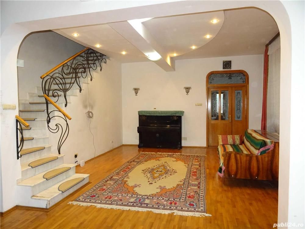 Vila 7 camere 285.000 euro, negociabil — fotografia 3
