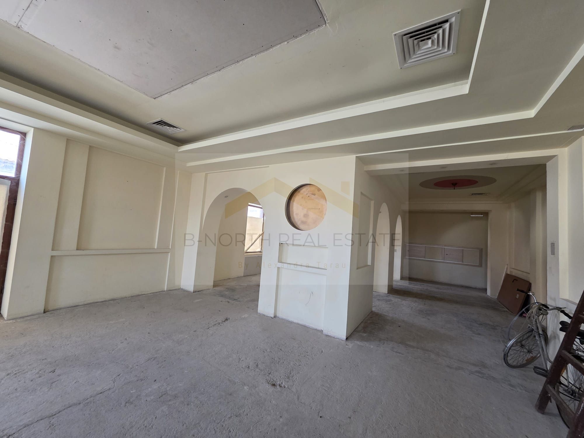 Spațiu comercial în centrul vechi Urziceni |Clădire stradală de colț | 288 mp — fotografia 5