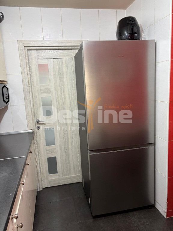 Apartament 3 camere, 67 mp, 2 locuri de parcare, mobilat complet — fotografia 9
