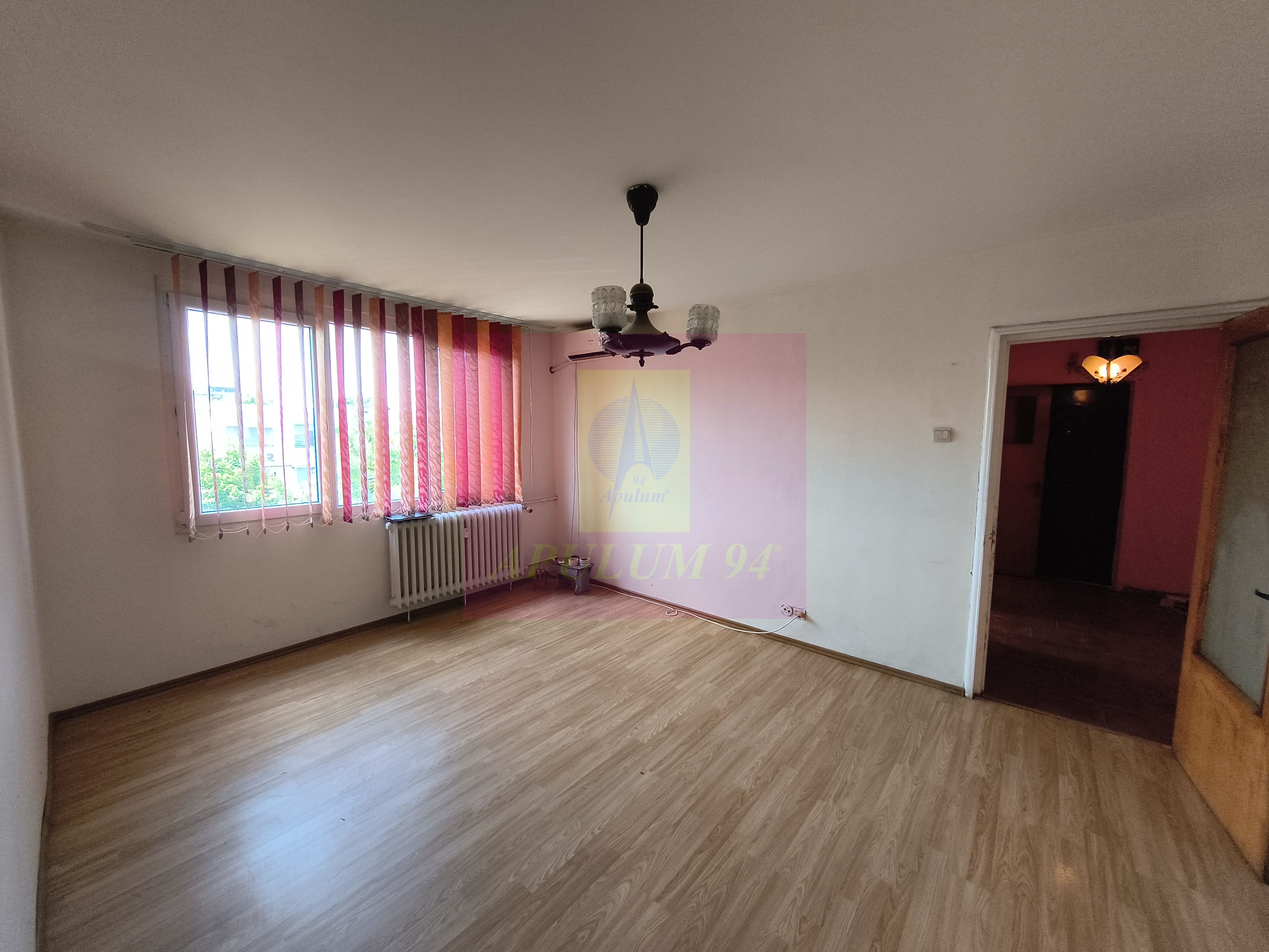 Drumul Taberei - Valea Ialomiței,  Apartament 3 camere în Bloc P+4 — fotografia 3