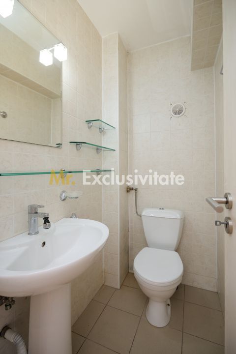 Apartament cu 3 camere de inchiriat, ultracentral, Pitesti — fotografia 9