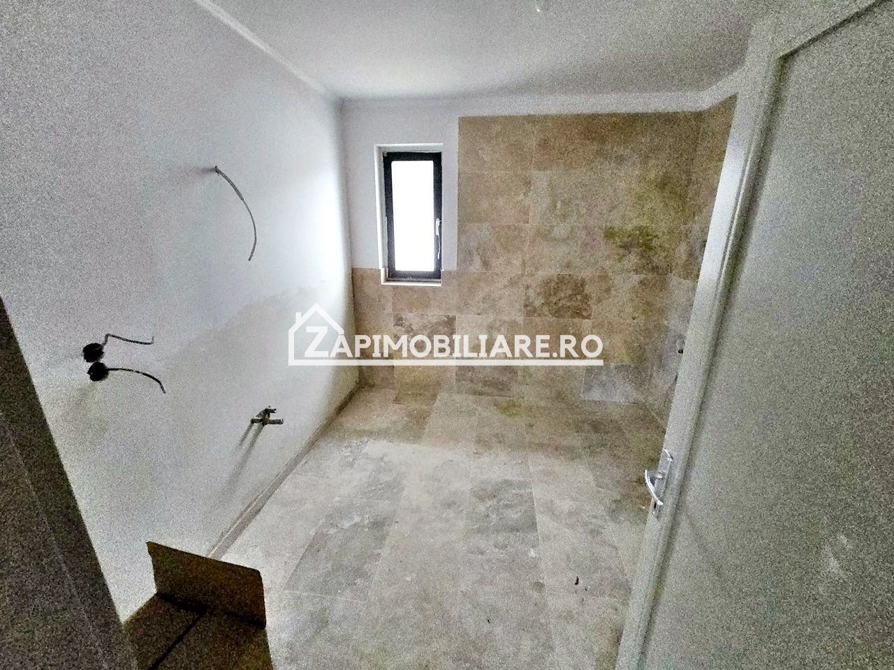 Casa la cheie 130mp 4 camere,2 băi,700mp teren,Livezeni — fotografia 10