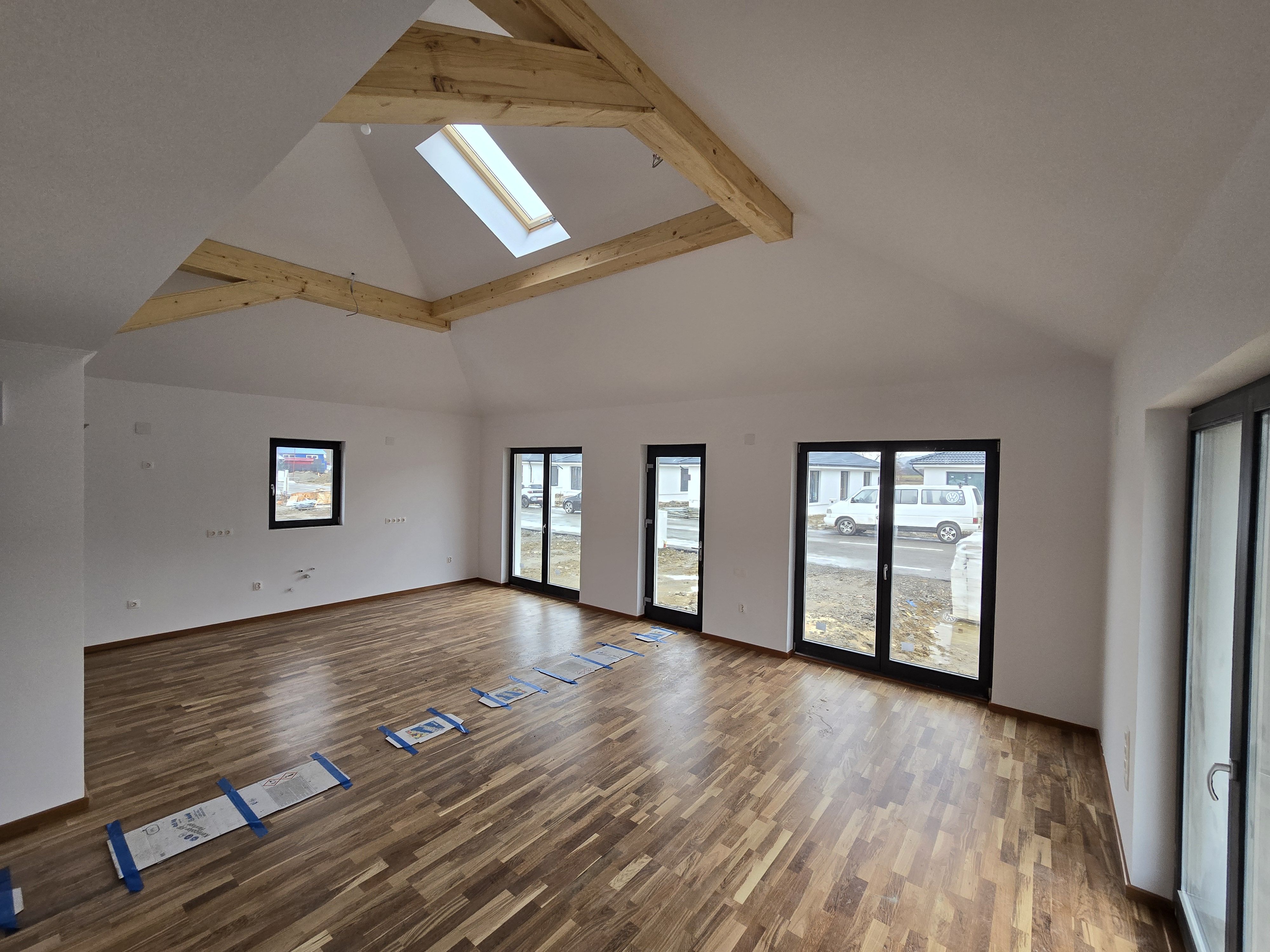Casa la cheie 130mp 4 camere,2 băi,700mp teren,Livezeni — fotografia 15