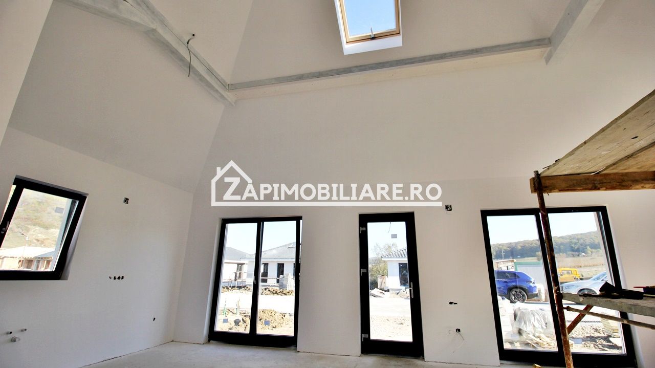 Casa la cheie 130mp 4 camere,2 băi,700mp teren,Livezeni — fotografia 19