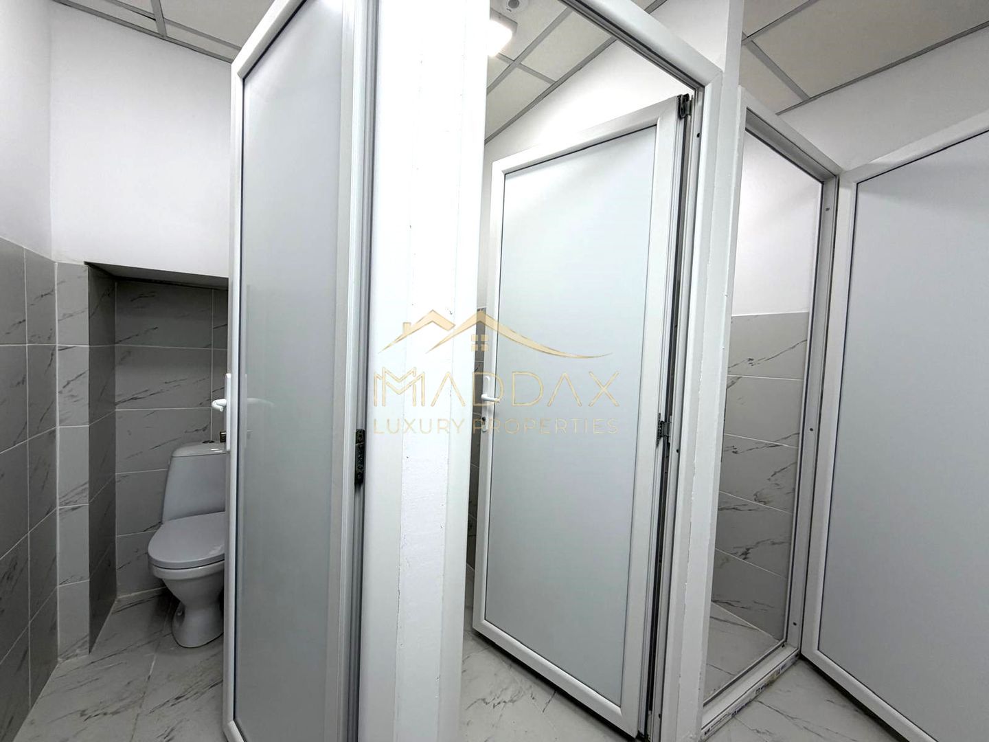 De Vanzare-Central/Cismigiu ~ Spatiu Birouri/Clinica/Centru Infrumusetare — fotografia 13