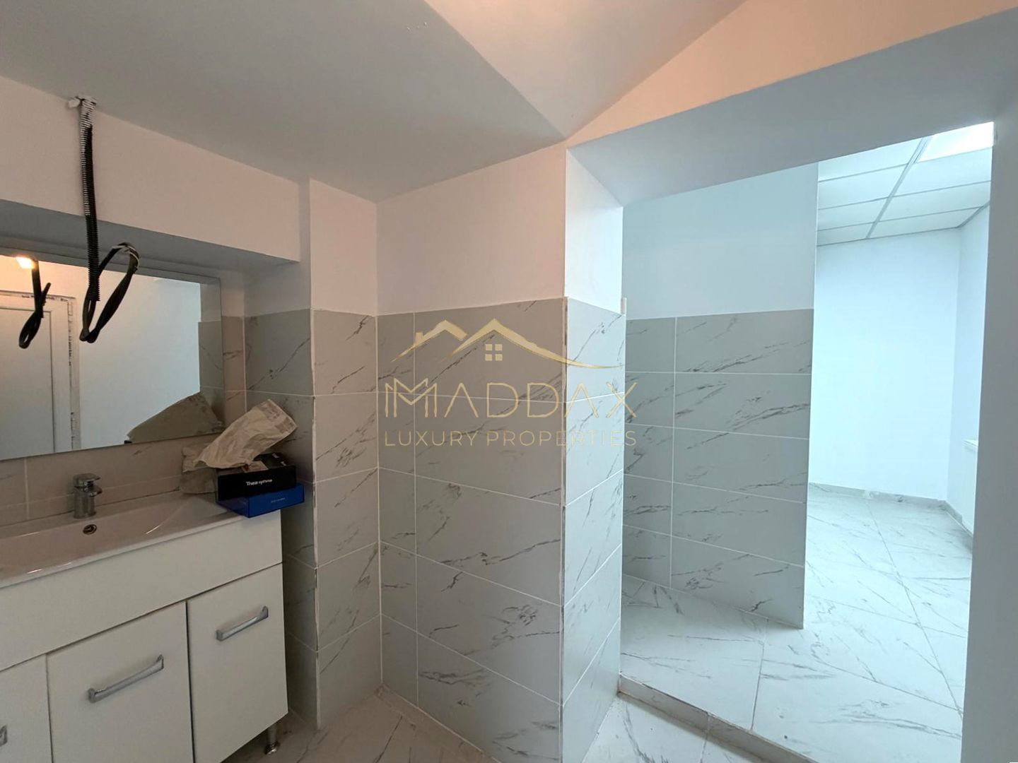De Vanzare-Central/Cismigiu ~ Spatiu Birouri/Clinica/Centru Infrumusetare — fotografia 14