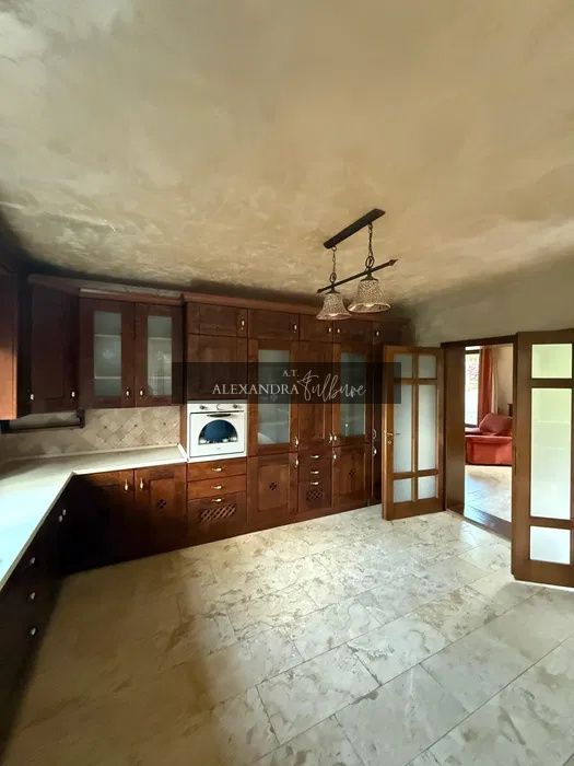 Casa individuala 7 camere l 310 mp utili l garaj l Faget — fotografia 6